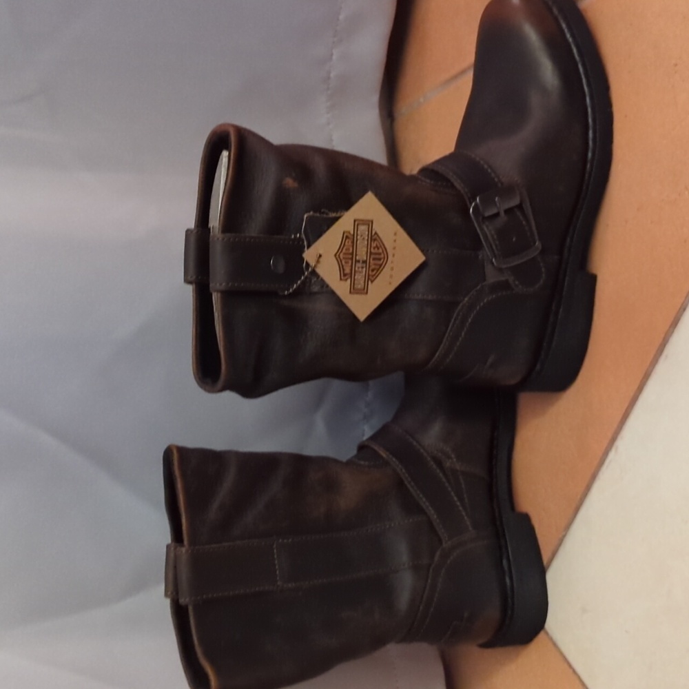 NWT Brown leather Harley Davidson boots